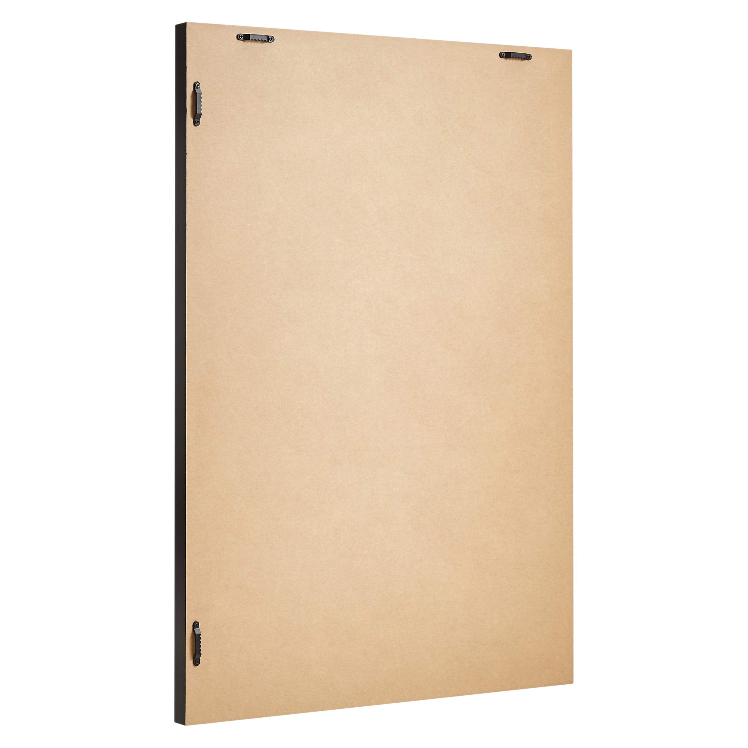 Amazon Basics close-up of polystyrene frame highlighting clean finish and durability