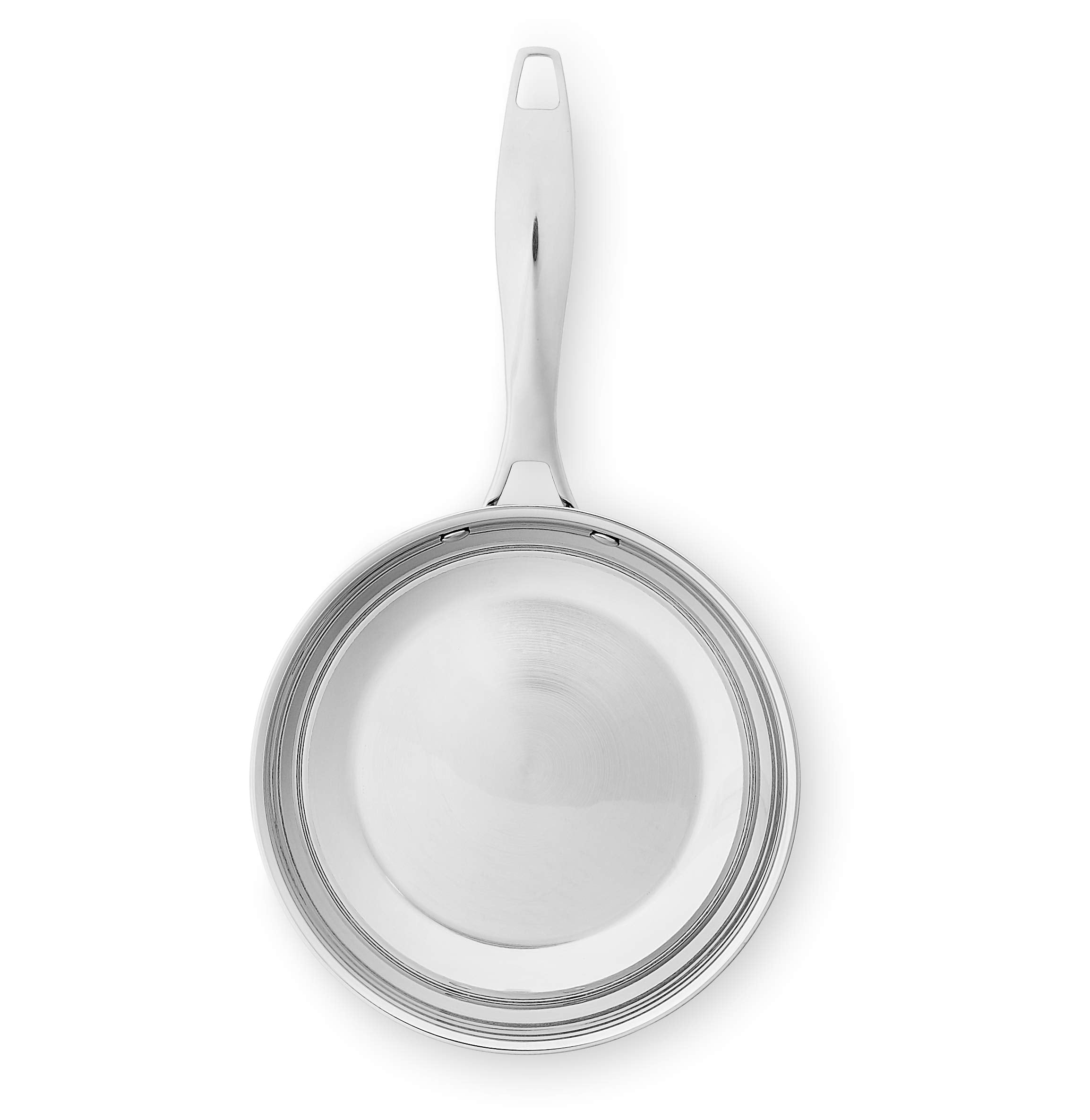 Amazon Basics riveted handle detail showing secure grip and oven safety