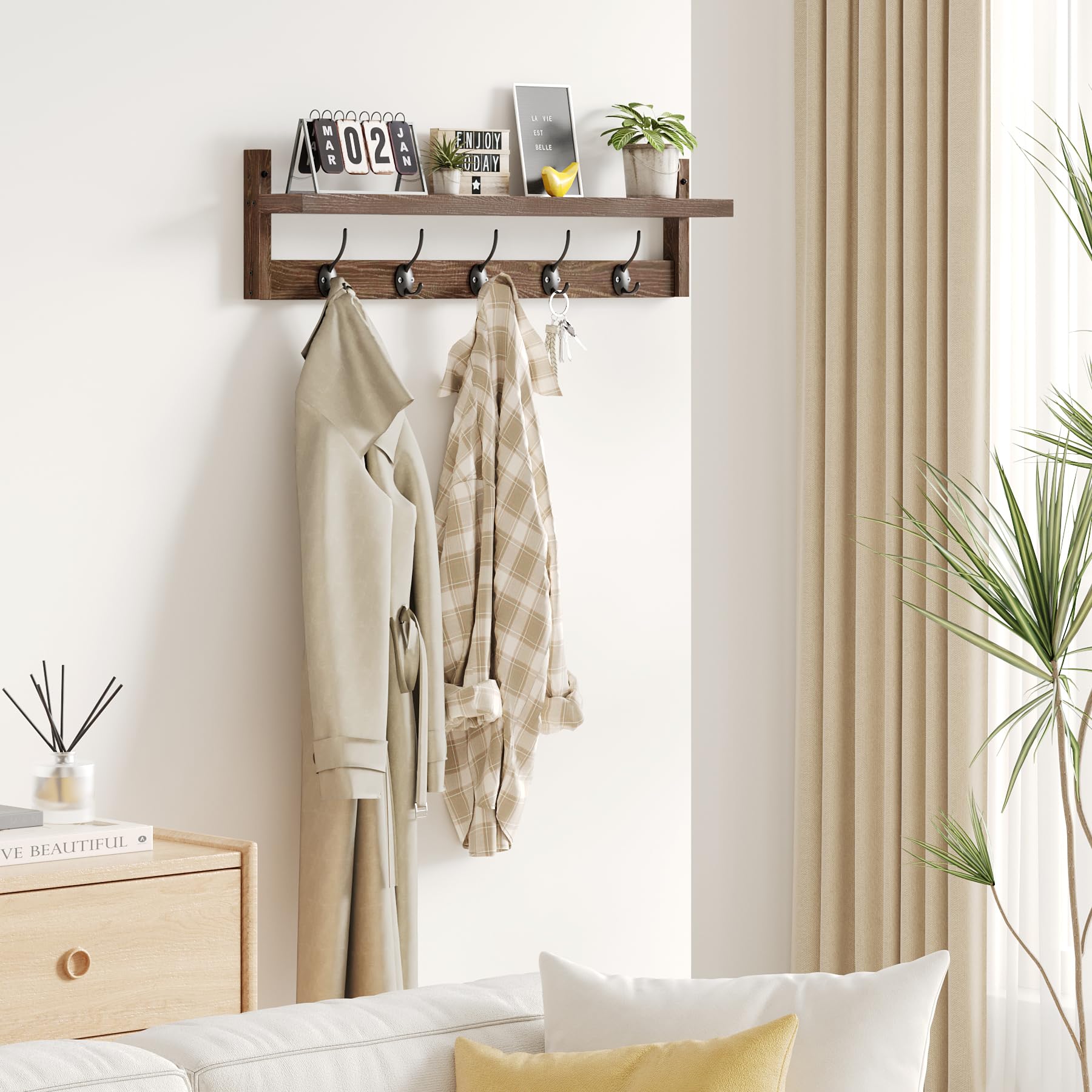AMBIRD close-up of metal dual hooks highlighting durable hanging strength