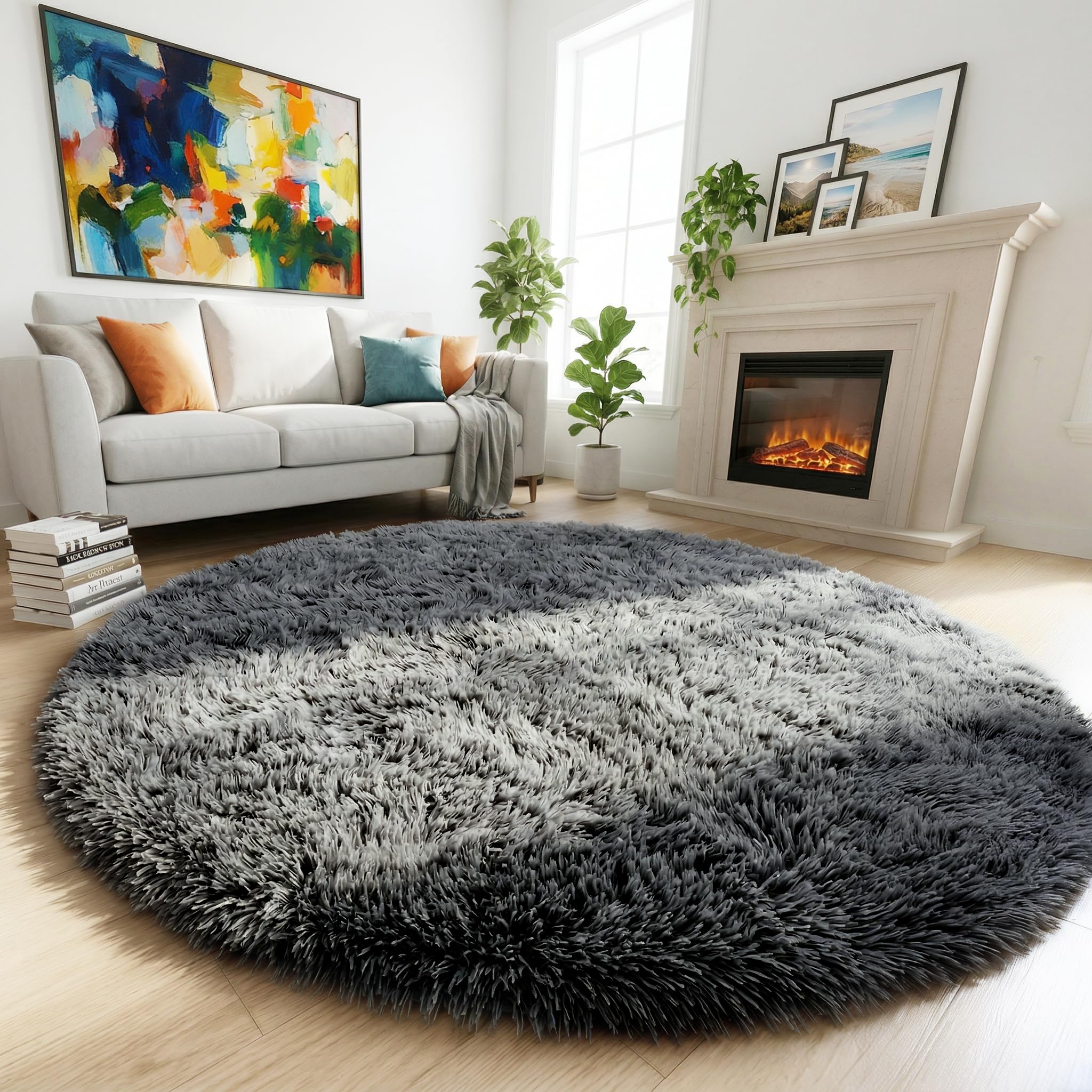 Amdrebio front view of grey round rug showing soft look and cozy benefit