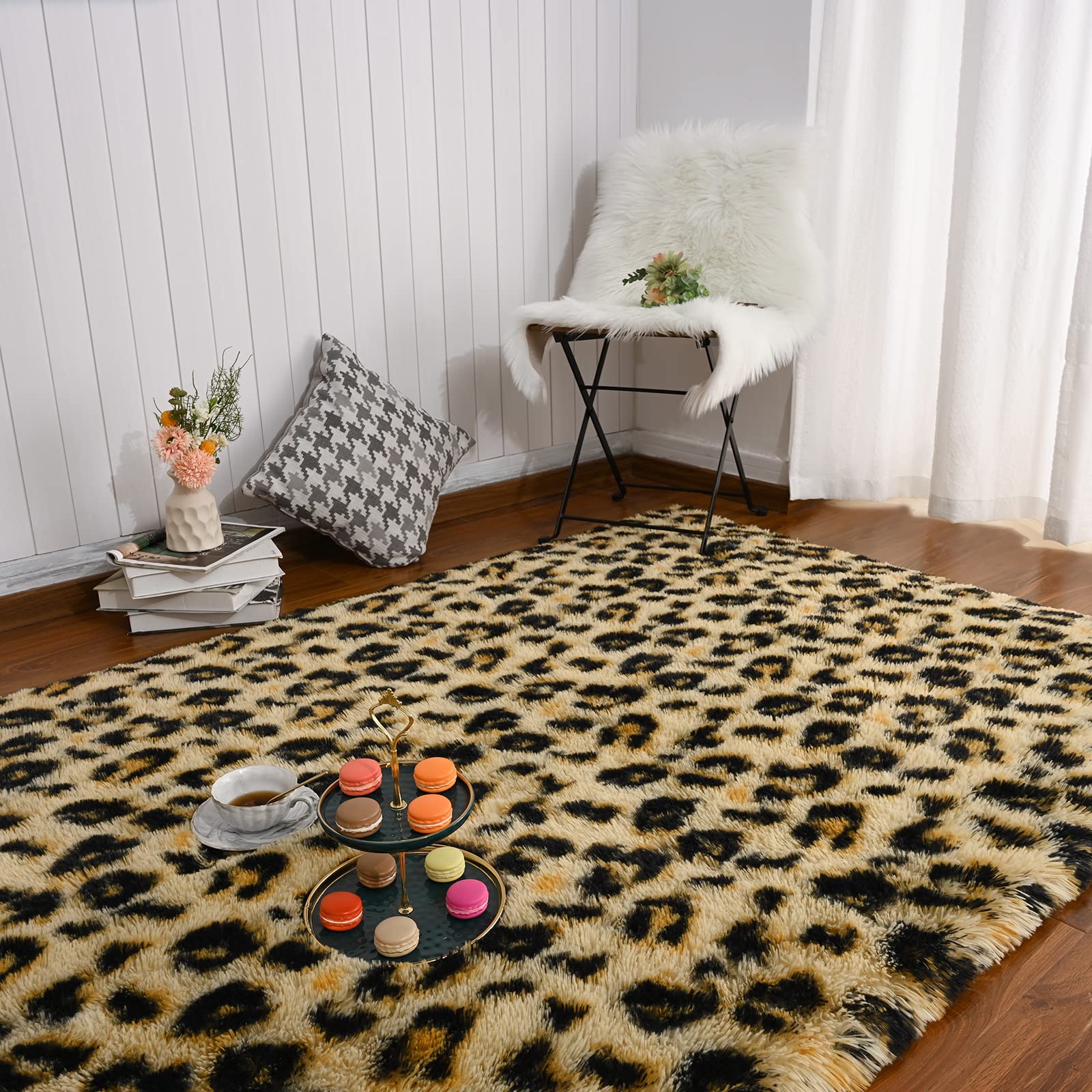 Amearea front view 4x6 cheetah rug shows bold khaki pattern and cozy look