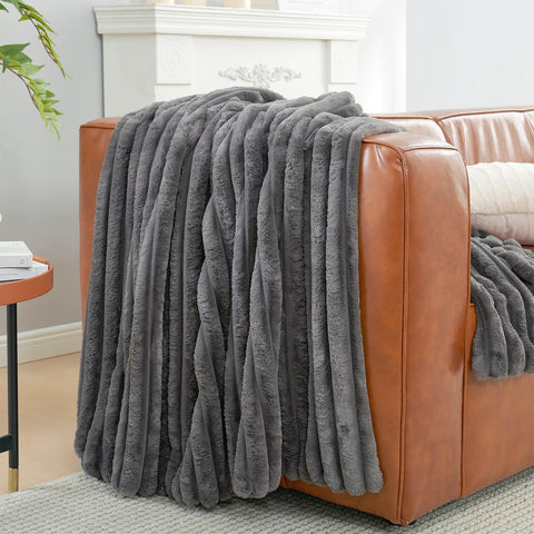 Amélie Home seam detail highlighting reinforced edges and durability