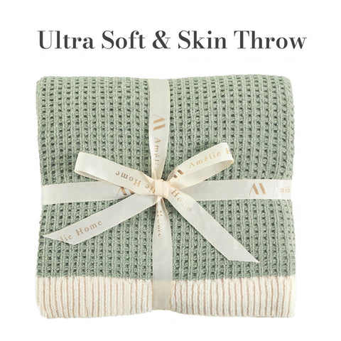 Amélie Home close-up of chenille knit texture highlighting soft pile and breathable weave for comfort