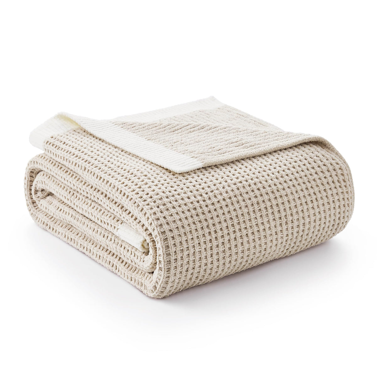 Amélie Home front folded throw showing neat edges and cozy look