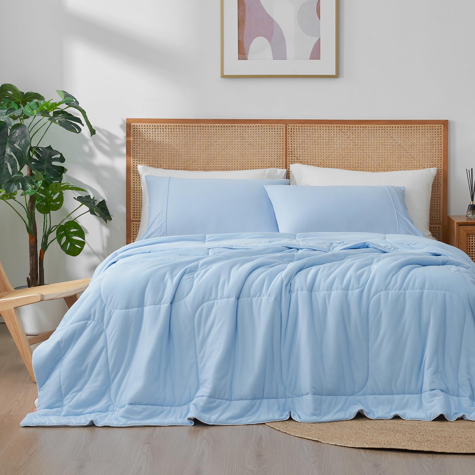 Amélie Home close-up of ultra-cool fabric texture highlighting instant cooling touch