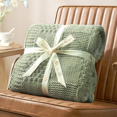 Amélie Home edge and stitch detail showing durable finishing and quality