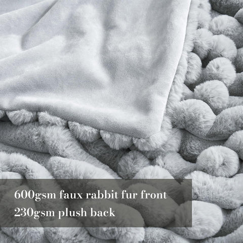 Amélie Home edge seam detail demonstrating neat stitching and durability