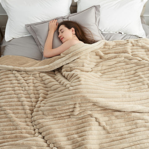 Amélie Home close-up of faux fur pile highlighting soft texture