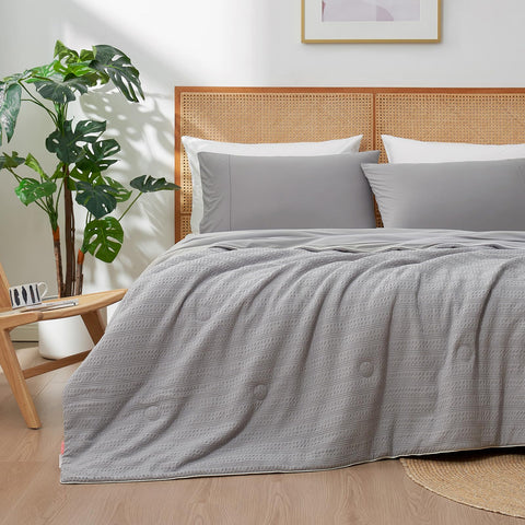 Amélie Home label showing OEKO-TEX certification for safer fabrics and skin-friendly sleep