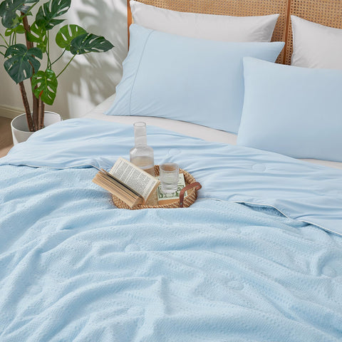 Amélie Home gift-ready packaging presenting comforter as thoughtful present