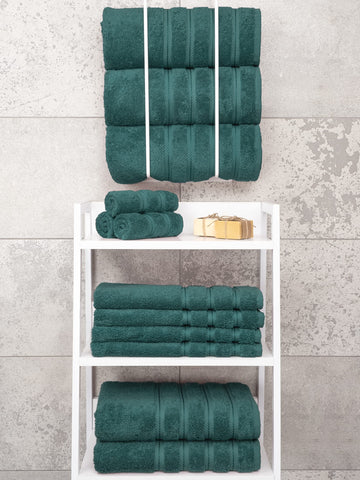 American Soft Linen hand drying with towel to show quick moisture wicking