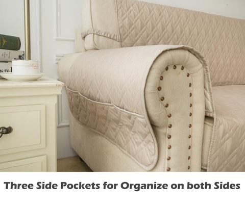 Ameritex pocket detail holding remote for convenient storage