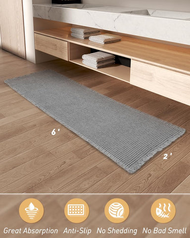 AMOAMI wet absorption demo showing fast water uptake to keep floors drier