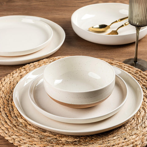 AmorArc 8-inch dessert plate with salad illustrating versatile side-plate use