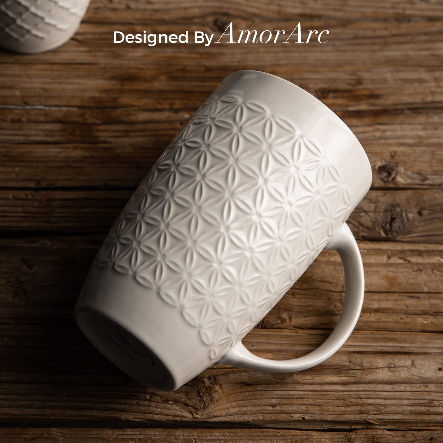 AmorArc glossy interior and smooth rim resisting stains for easier cleaning benefit