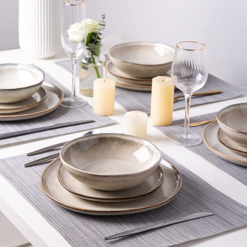 AmorArc table setting with dishes served to show real-life dining atmosphere