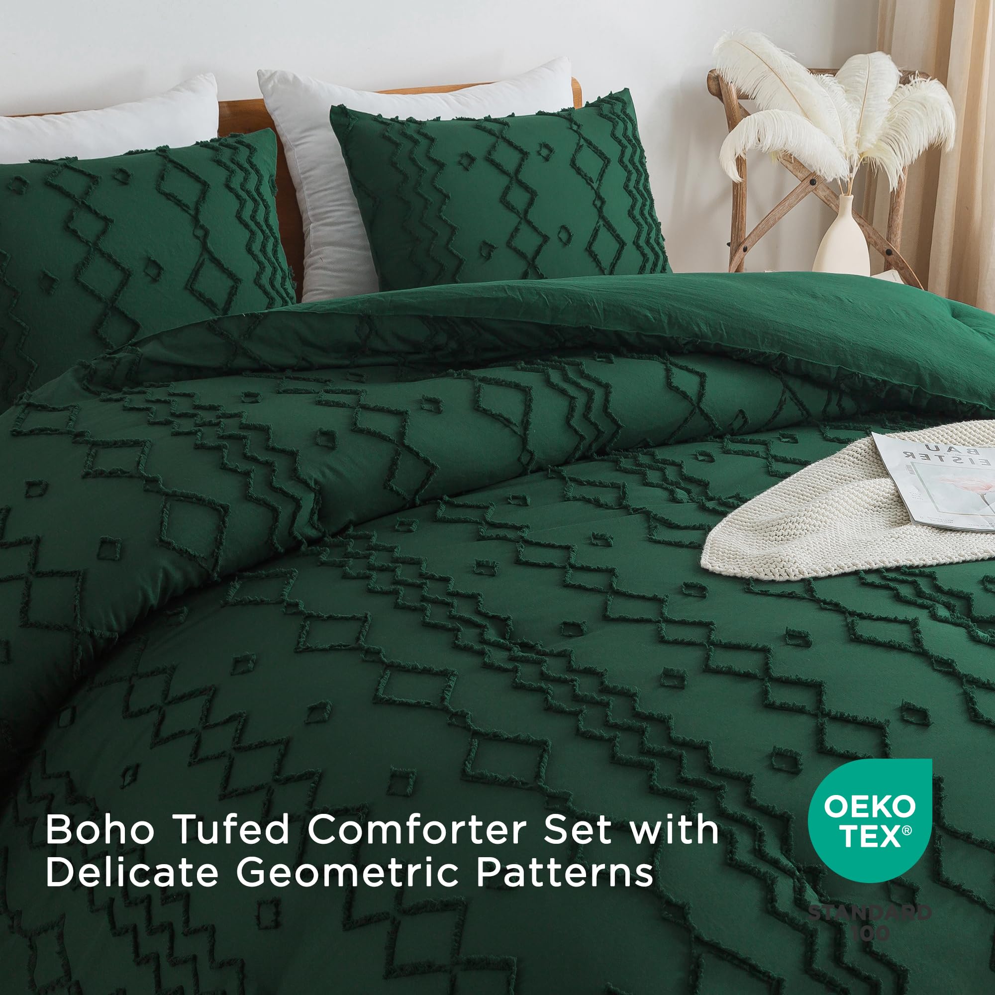 Andency comforter edge stitching close-up showing hidden seams and secure fill benefit: prevents clumping