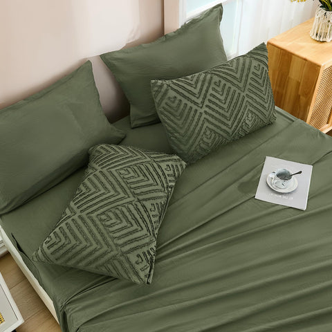 Andency comforter edge stitching close-up showing durable seam quality