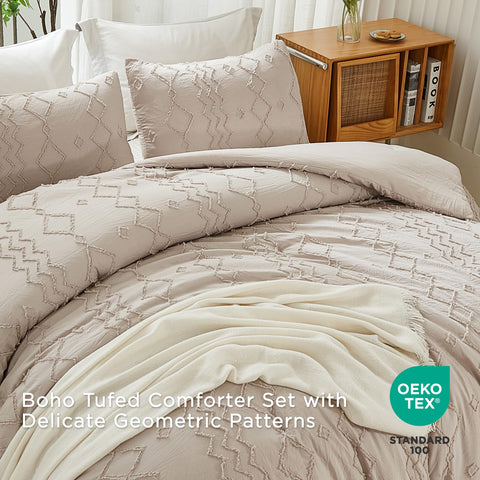 Andency comforter edge stitching showing hidden seams that prevent fill shifting