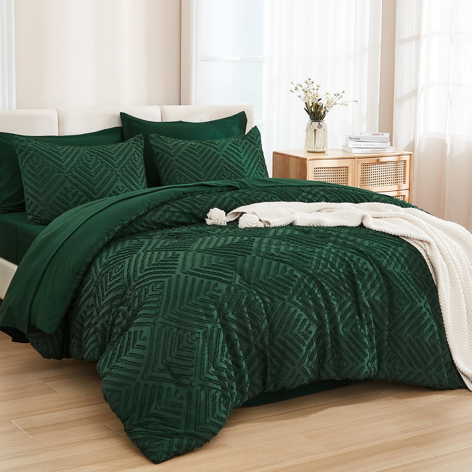 Andency front view of dark emerald comforter set shows cozy styling benefit
