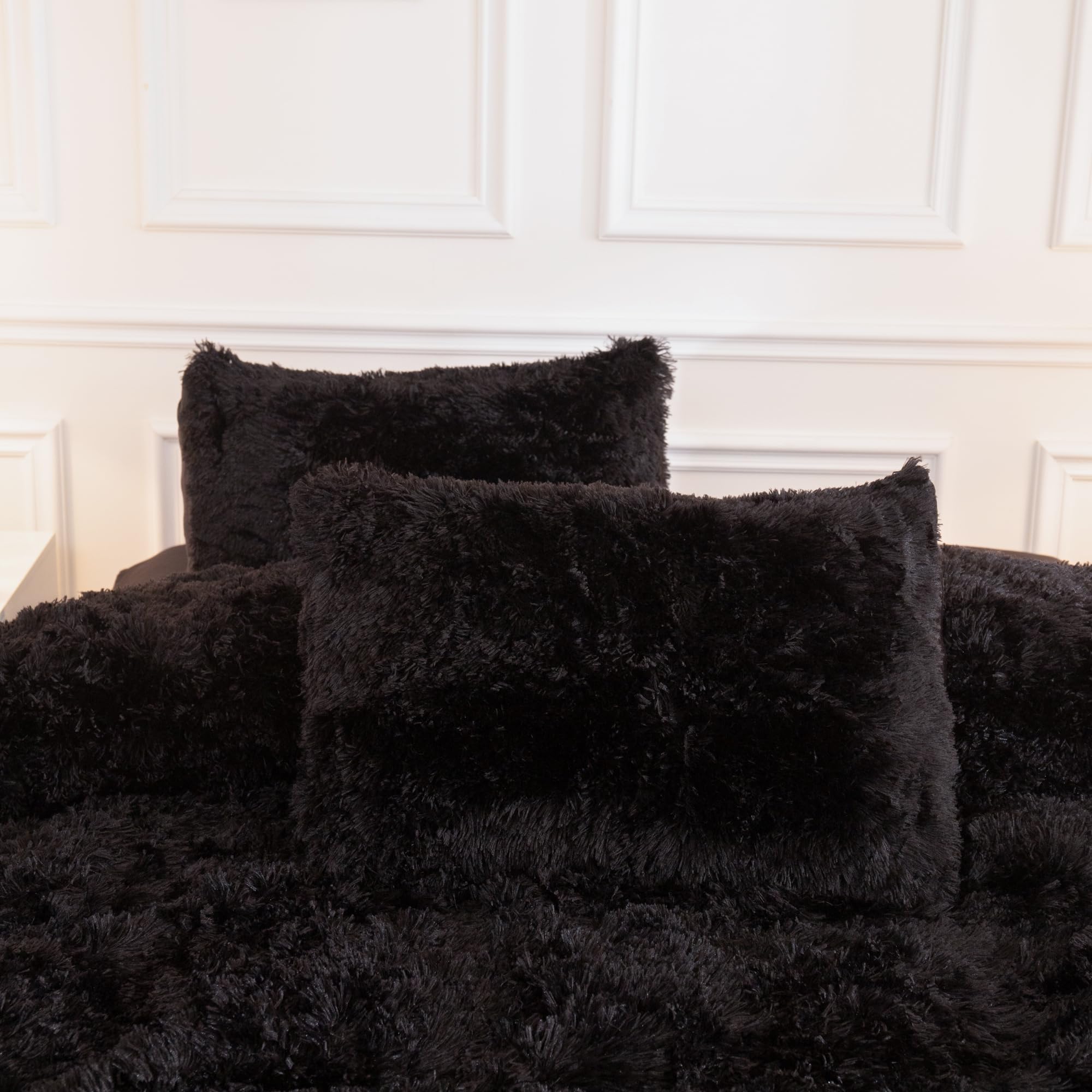 Andency comforter freshly unpacked showing easy setup and fluffy restoration