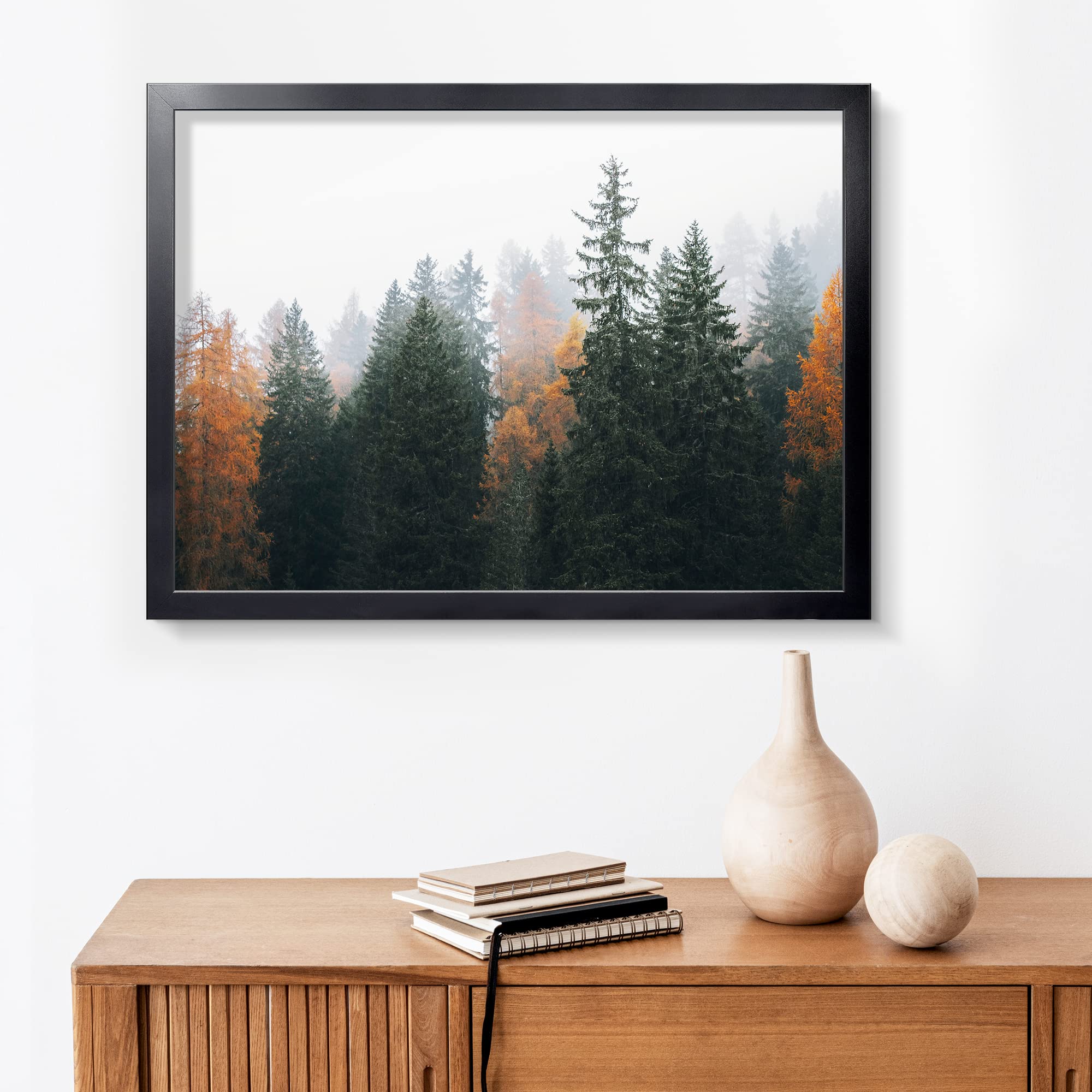 Annecy frame vertical display illustrating portrait photo presentation benefit