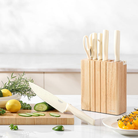 Aomiesen knives in use on chopping board demonstrating precise cutting benefit