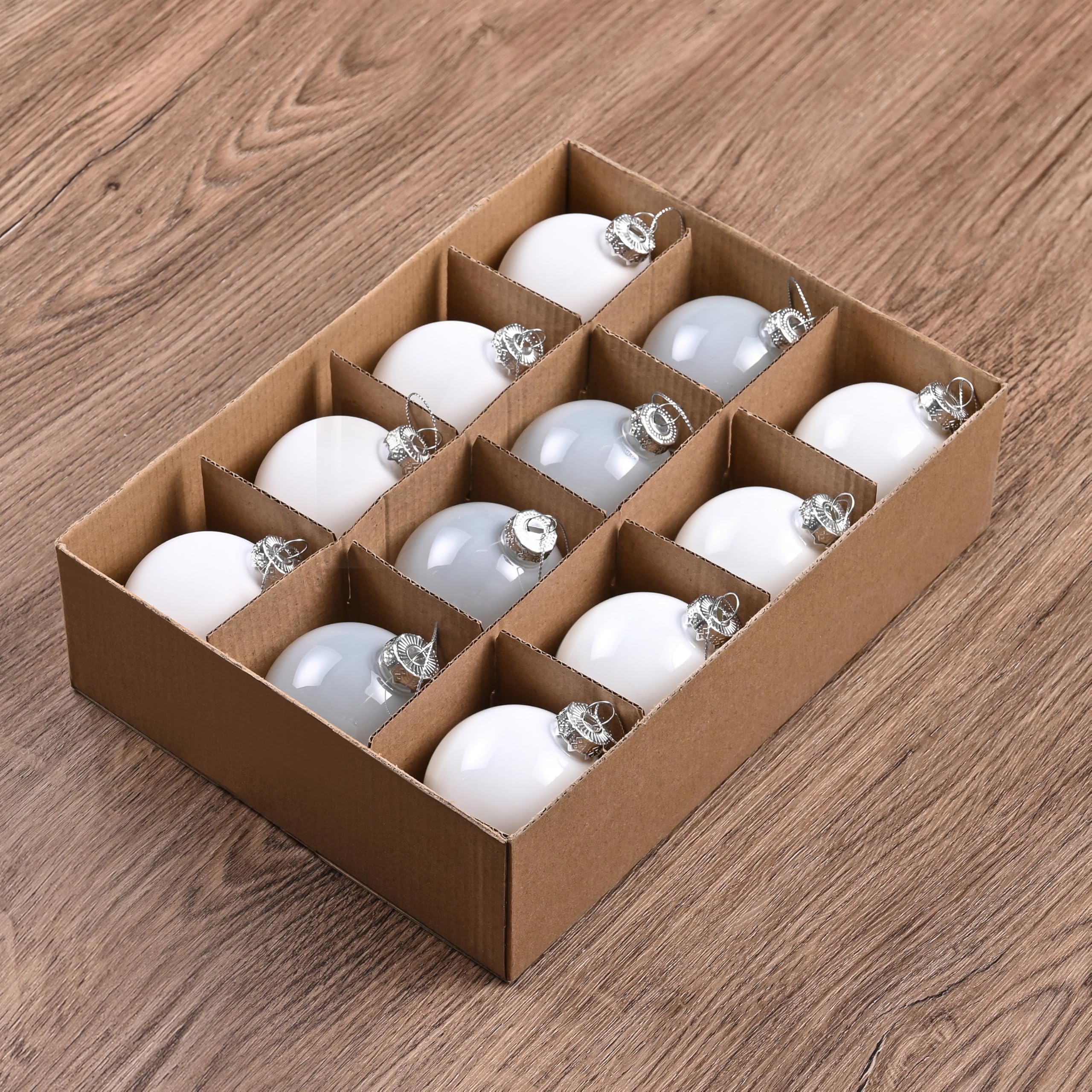 AOMOONOA set gift-wrapped ready for giving as a tasteful holiday present