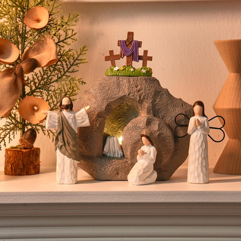 AOMOONOA Jesus figure detail offering clear visual focus for reflection