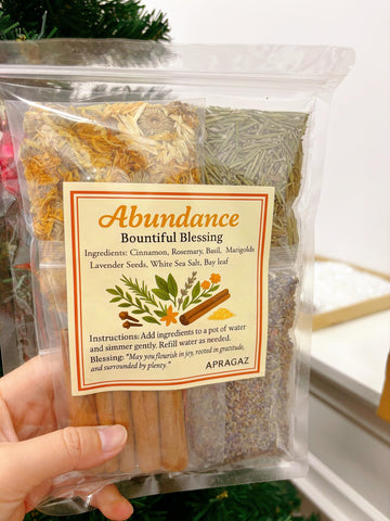 apragaz close-up of dried spices and botanicals highlighting natural textures benefit: pure ingredients