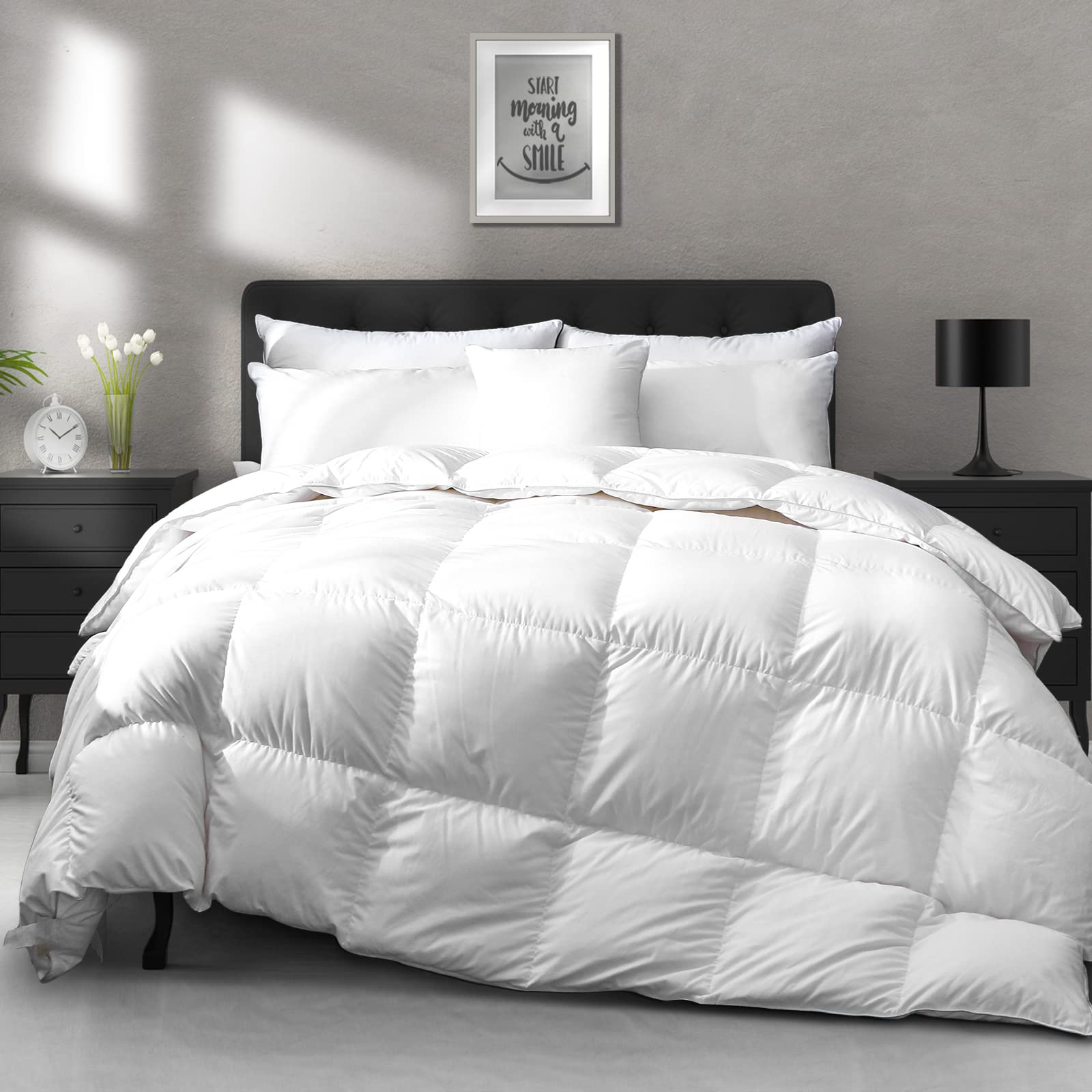 APSMILE comforter front view showing clean white hotel-style finish and soft look