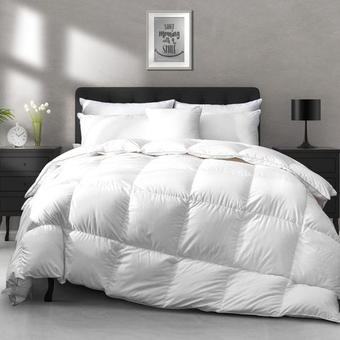 APSMILE comforter front view showing clean white hotel-style finish and soft look