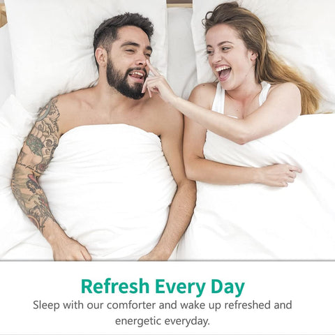 APSMILE packaged and unpacked comforter demonstrating initial fluff and setup