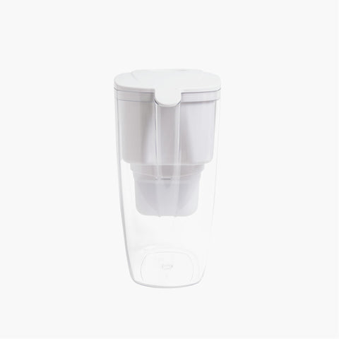 Aquagear pouring water into glass illustrating clean taste benefit