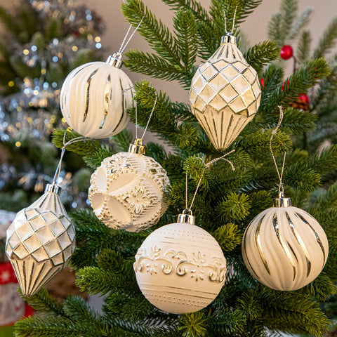 Arborus ornaments displayed for size comparison to show assortment and scale