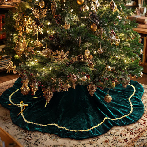 Arrowbash tree in living room with skirt creating neat base and gift display