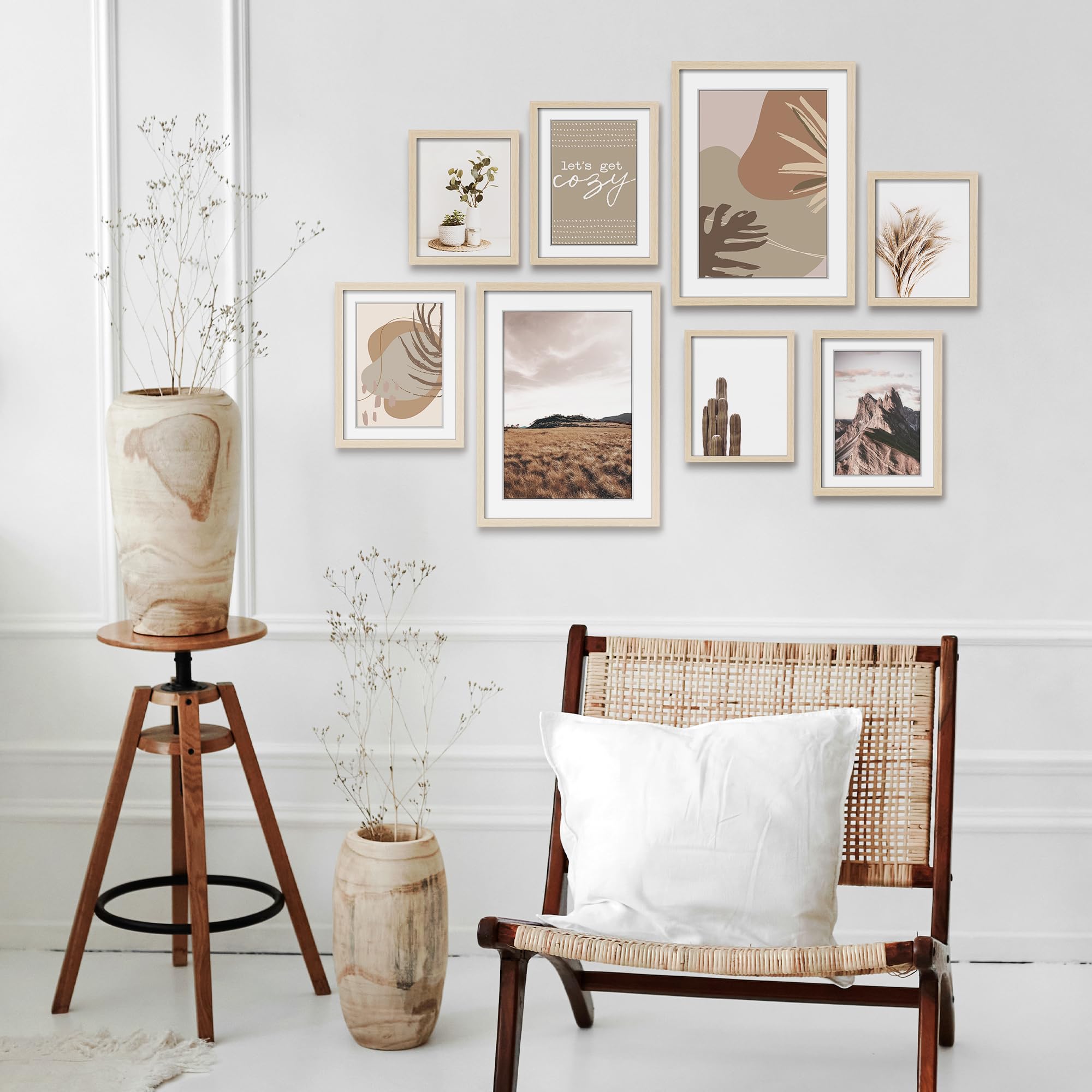 ArtbyHannah botanical print detail showcasing warm tones and natural inspiration