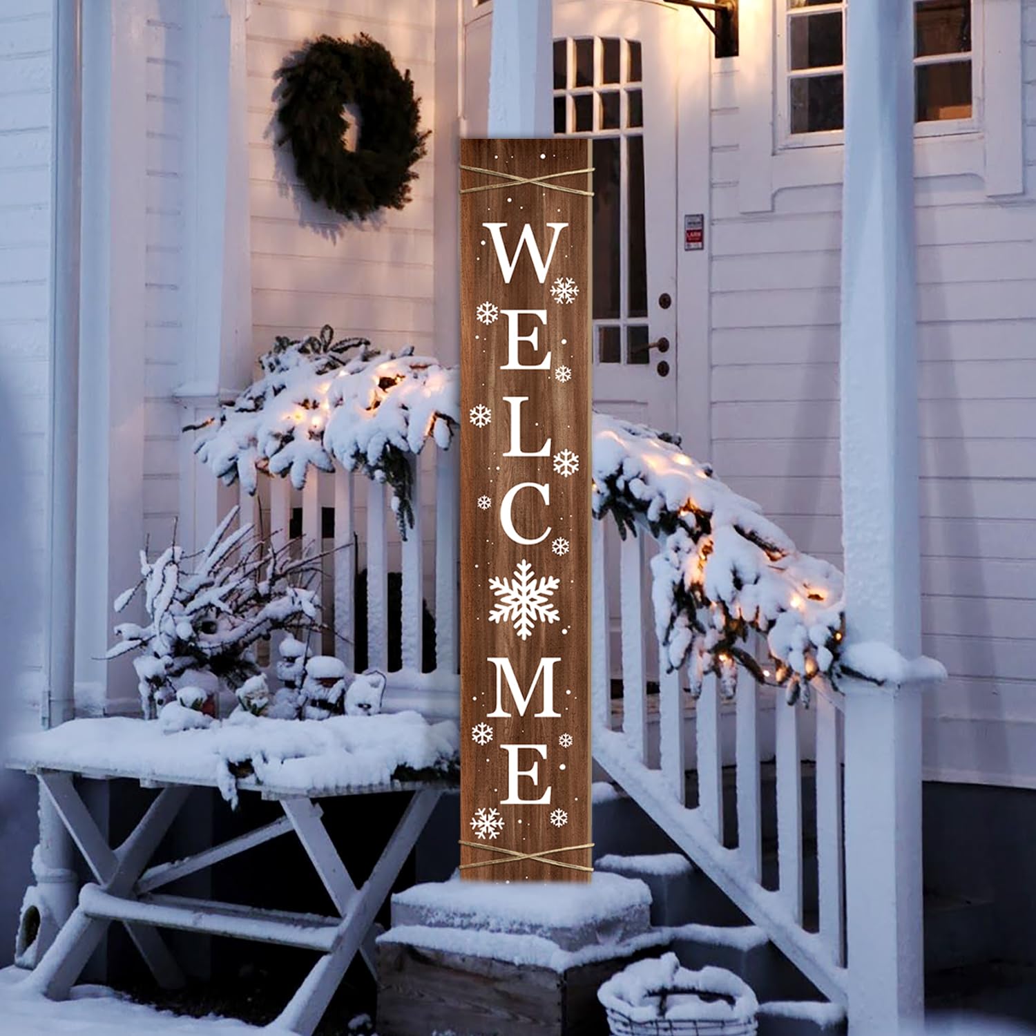 ARTDMT detailed snowflake cutout close-up emphasizing decorative winter-themed accents