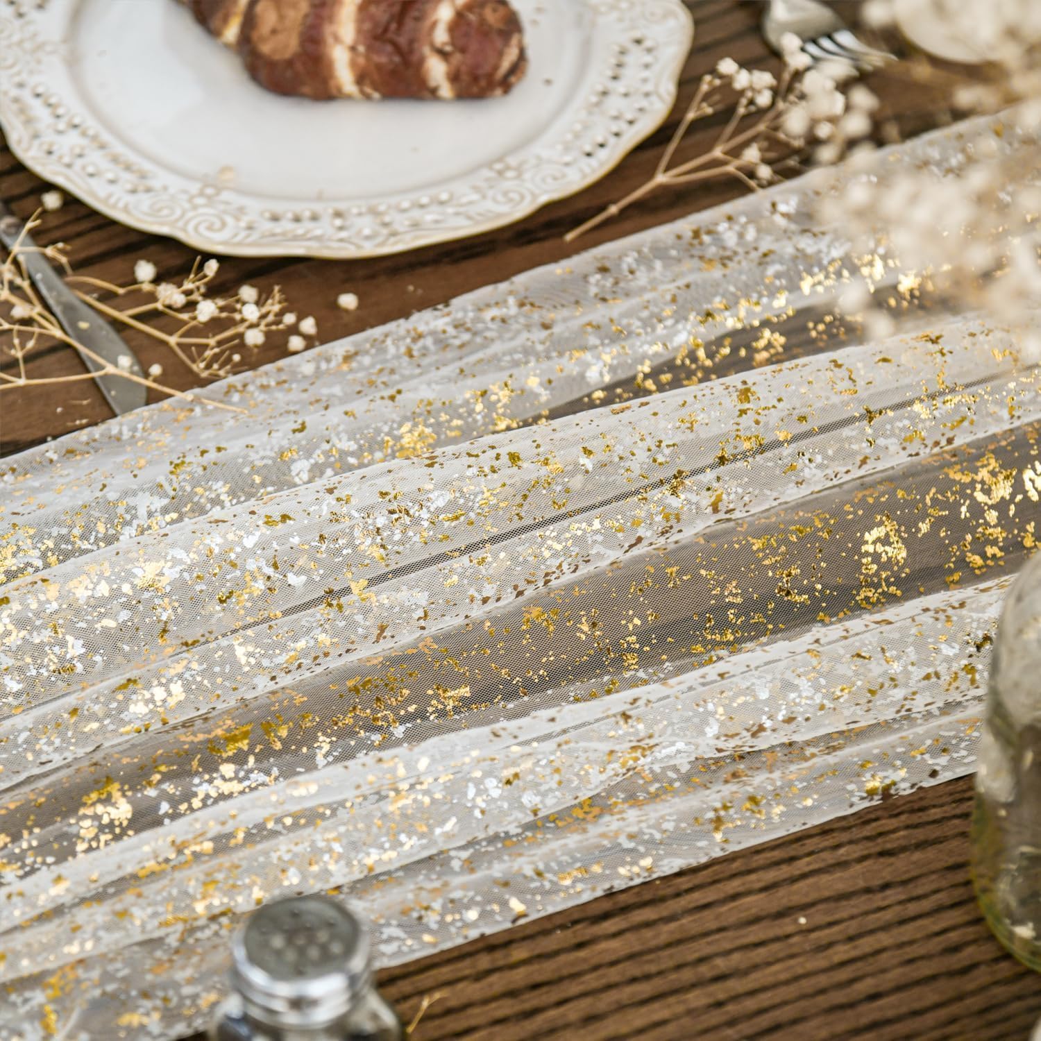 Artoid Mode runner styled on wedding table for cohesive elegant event decor