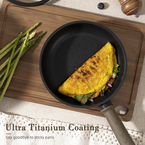 Astercook wood-grain ergonomic handle showing secure grip and heat resistance