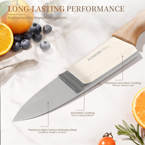 Astercook slicing a tomato to show smooth cutting performance