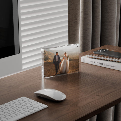 ATZYmolin microfiber cloth and frame demonstrating scratch-free cleaning benefit