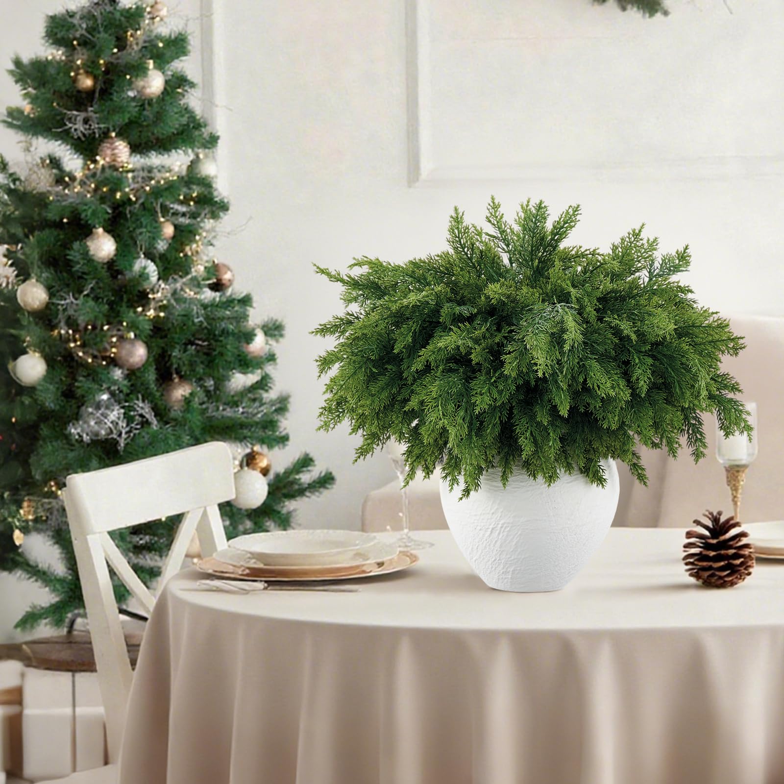 Aurdox stems styled in a vase demonstrating instant full centerpiece