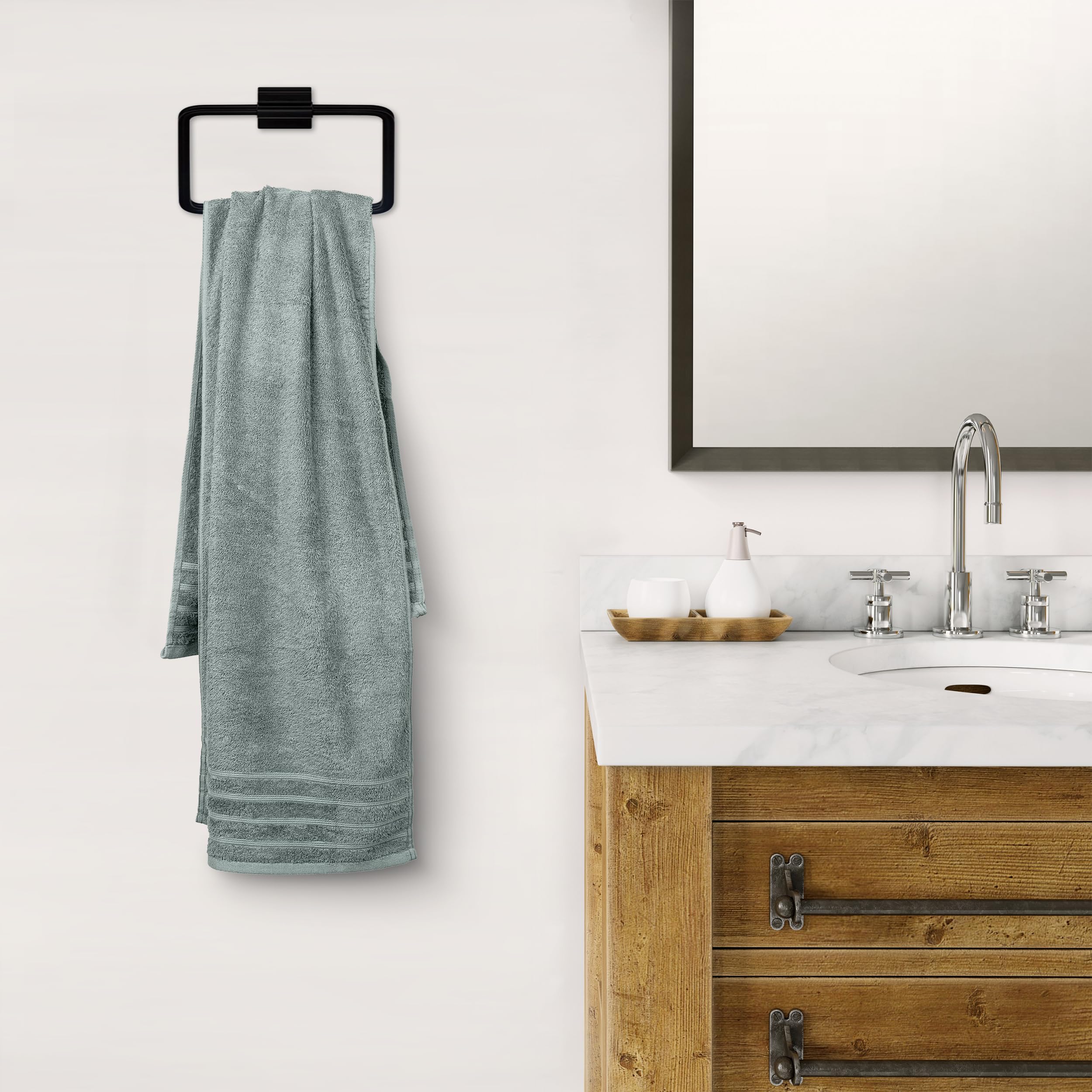 Avalon Towels lifestyle bathroom display adding chic décor benefit