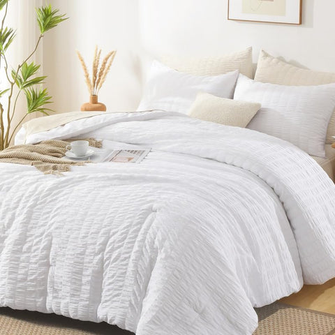 AveLom front view of comforter showing neat finish and calming white bedding benefit