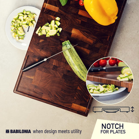 BABILONIA slide notch detail for easy transfer and spill-free ingredient sliding