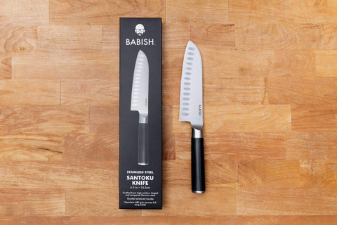 Babish full-tang handle detail providing comfortable grip and improved control