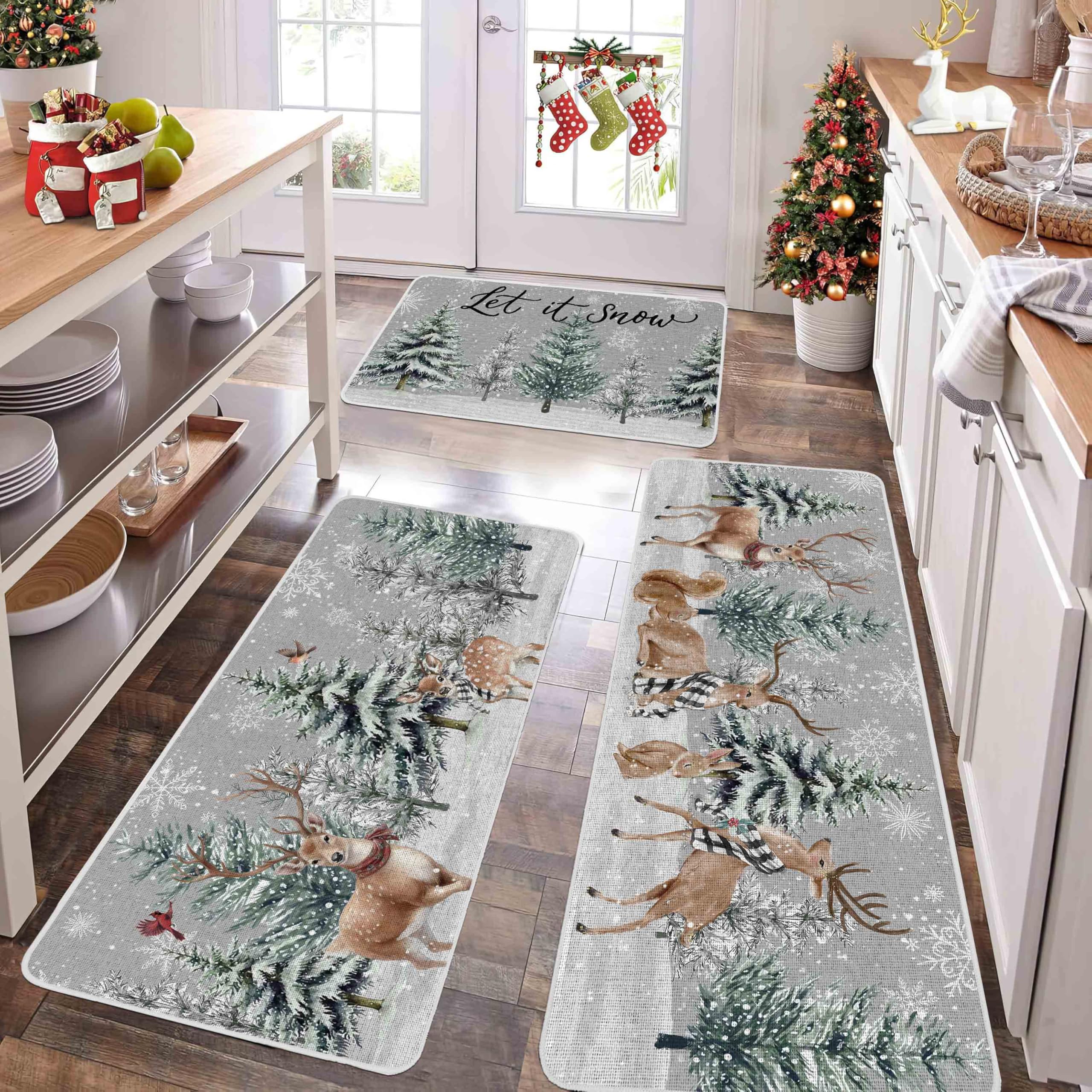 Baccessor close-up of high-definition pine tree and deer print, vivid detail benefit