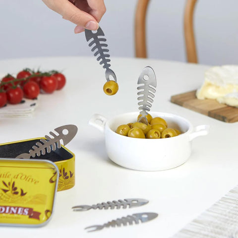 balvi picks beside a fork and napkin to show size and portability
