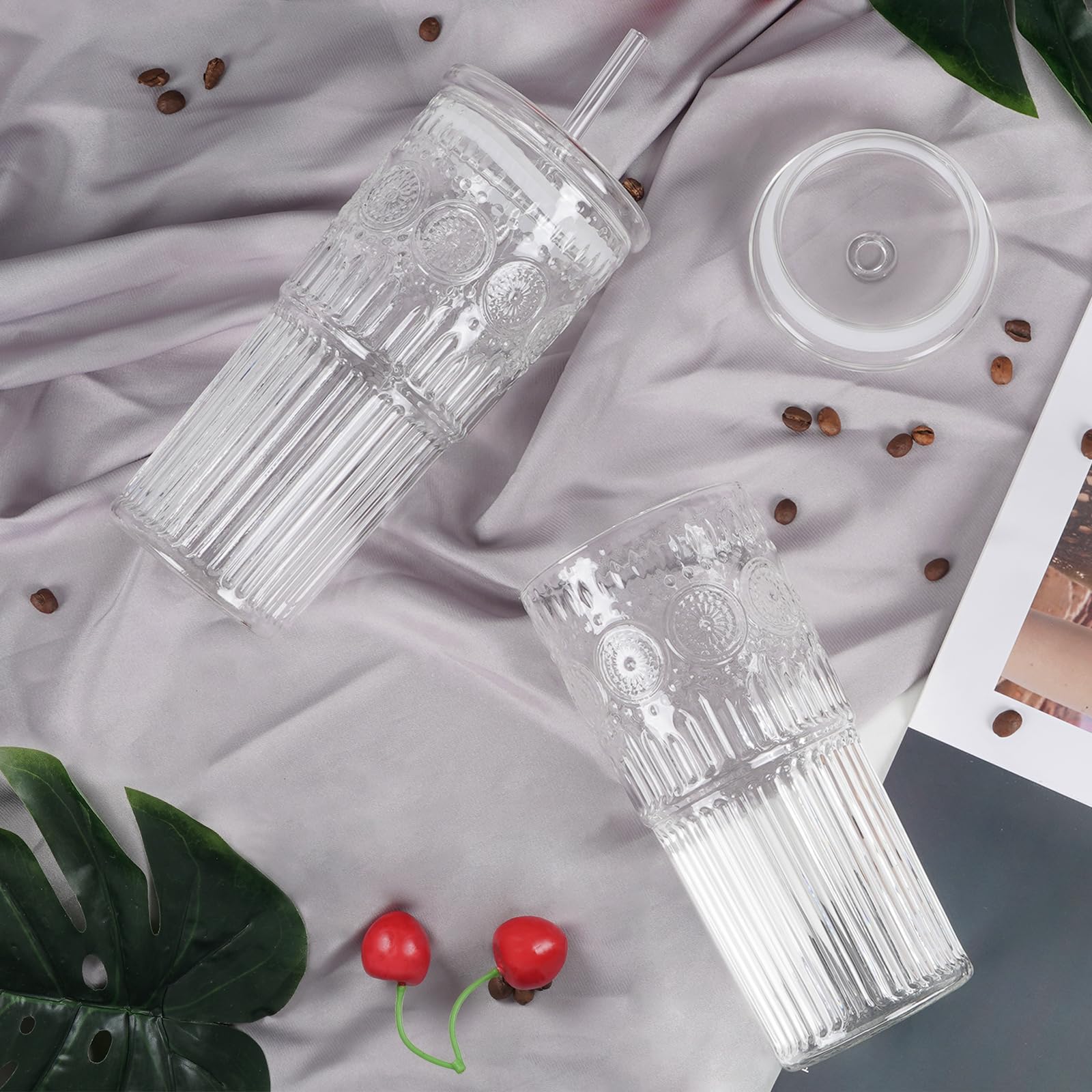 Bandesun tumbler on table with smoothie showing stylish everyday serving